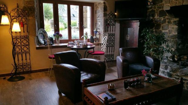 Le Domaine De Saint-Thomin Bed & Breakfast Nostang Exterior photo